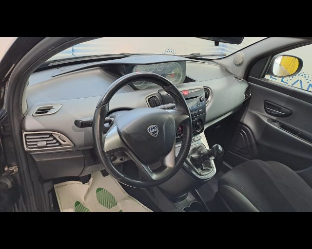 LANCIA Ypsilon usata, con Servosterzo