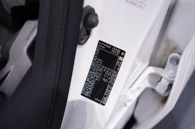 TOYOTA Aygo X usata 32