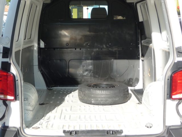 VOLKSWAGEN Transporter usata, con Controllo trazione