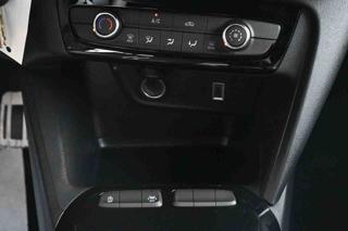 OPEL Corsa usata, con Park Distance Control