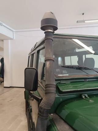 LAND ROVER Defender usata 44