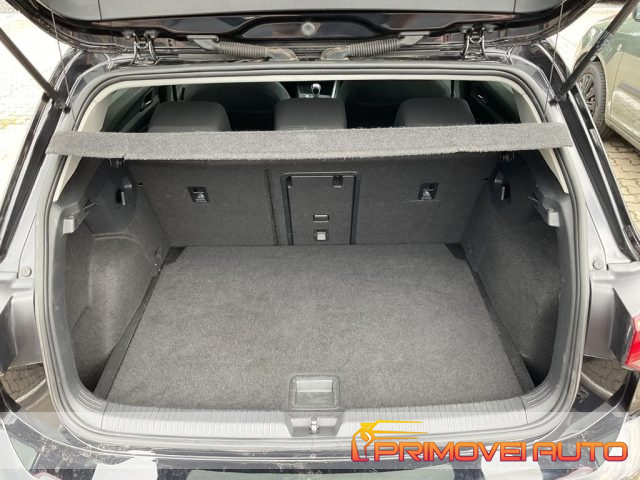 VOLKSWAGEN Golf usata, con ESP