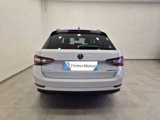 SKODA Superb usata, con Airbag Passeggero