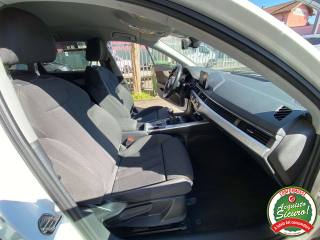 AUDI A4 usata, con Park Distance Control