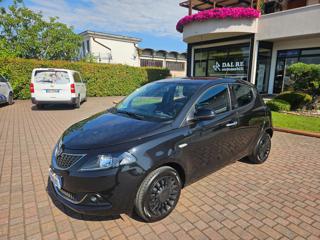 LANCIA Ypsilon usata, con Airbag