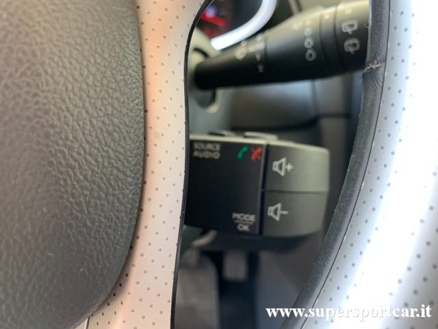 RENAULT Clio usata, con Sensore di pioggia