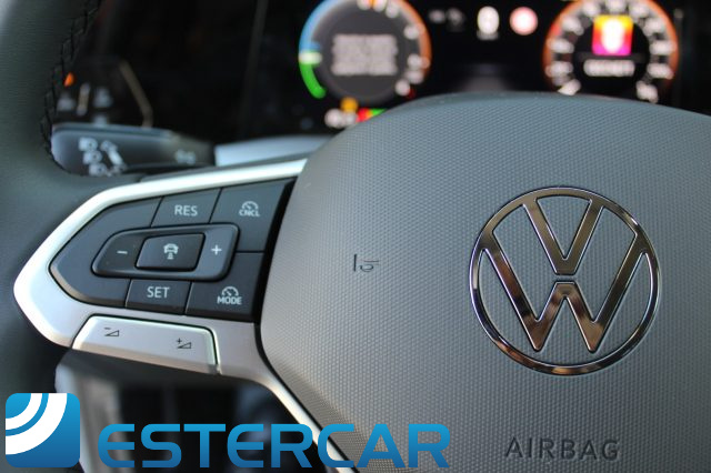 VOLKSWAGEN Golf usata, con Sistema di navigazione
