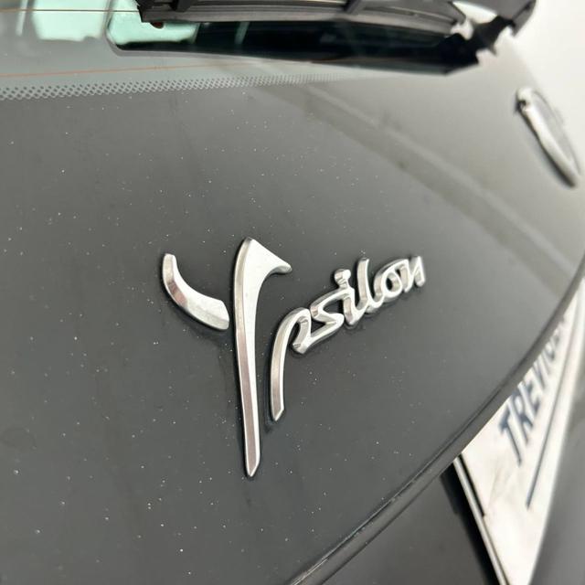 LANCIA Ypsilon usata, con Luci diurne