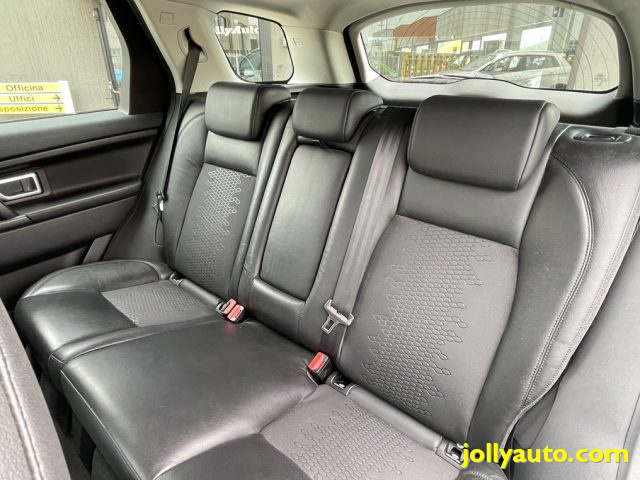 LAND ROVER Discovery Sport usata, con USB