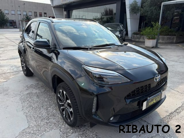 TOYOTA Yaris Cross usata, con Autoradio