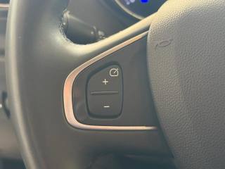 RENAULT Captur usata, con Autoradio digitale