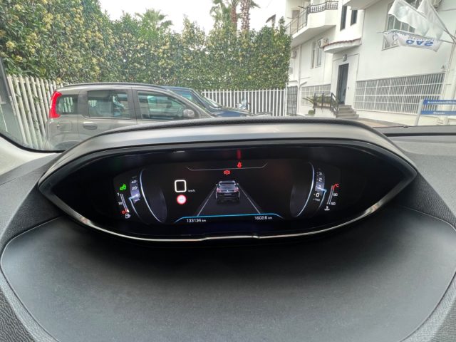 PEUGEOT 3008 usata, con Lettore CD