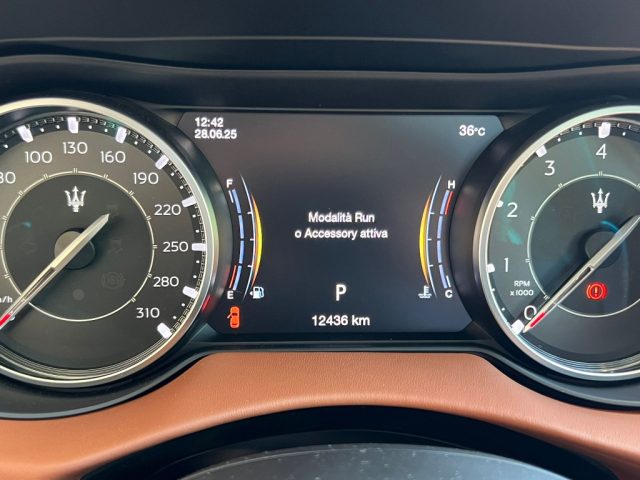 MASERATI Levante usata, con Fendinebbia