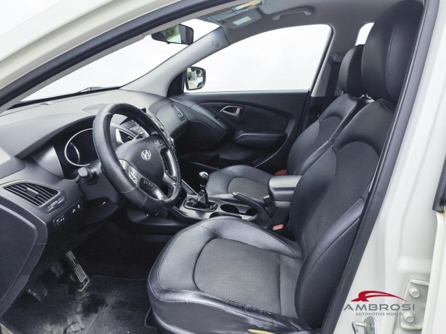 HYUNDAI iX35 usata 8