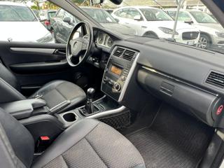 MERCEDES-BENZ B 180 usata, con Chiusura centralizzata