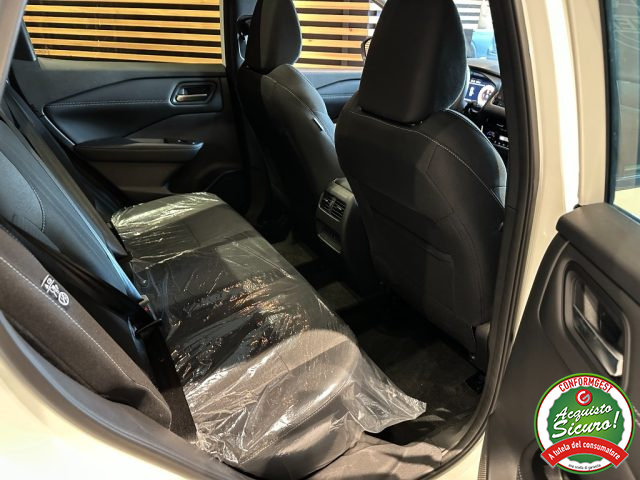 NISSAN Qashqai usata, con Touch screen