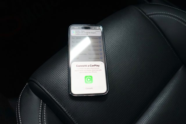 JAGUAR E-Pace usata 43