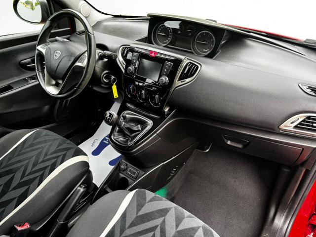 LANCIA Ypsilon usata, con ESP