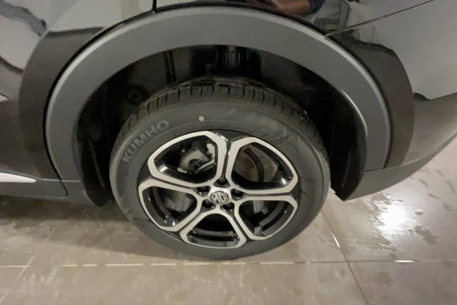 MG ZS usata, con Sensori di parcheggio posteriori