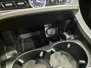 MERCEDES-BENZ E 220 usata, con Volante multifunzione
