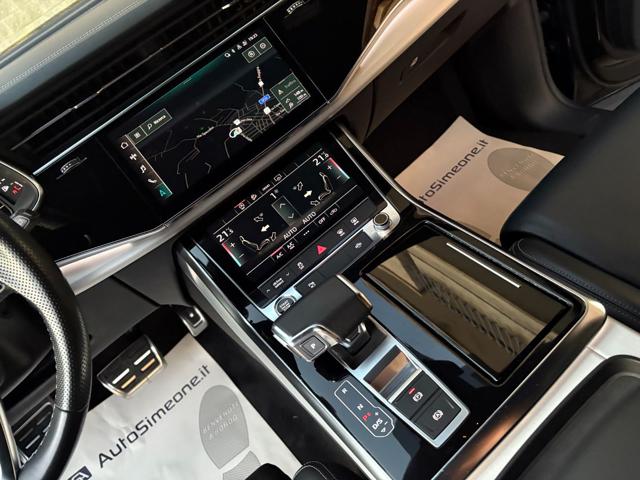 AUDI Q8 usata, con USB