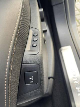 PEUGEOT 5008 usata, con Chiusura centralizzata