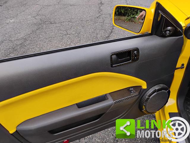 FORD Mustang usata, con Fari LED