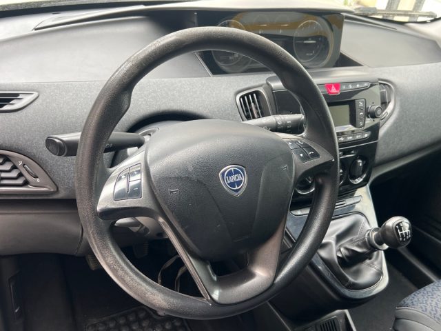 LANCIA Ypsilon usata, con Airbag
