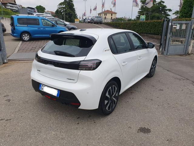 PEUGEOT 208 usata, con Boardcomputer