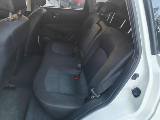 NISSAN Qashqai usata, con Sedile posteriore sdoppiato