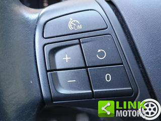 VOLVO V40 usata, con USB