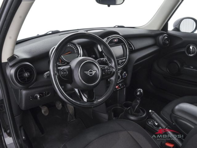 MINI Cooper usata 7