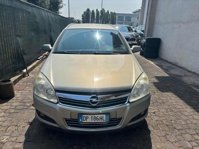 OPEL Astra usata, con Airbag