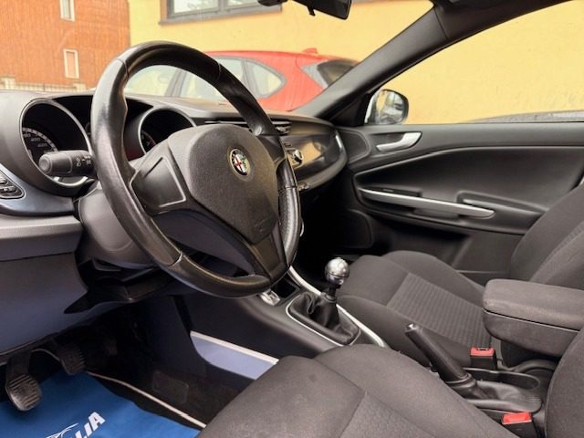 ALFA ROMEO Giulietta usata, con Chiusura centralizzata