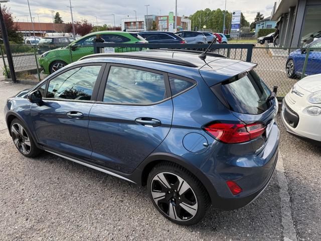 FORD Fiesta usata, con Autoradio