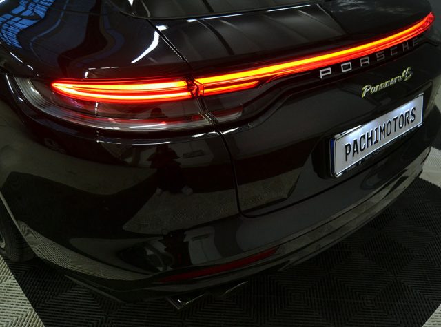 PORSCHE Panamera usata, con Portellone posteriore elettrico