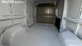PEUGEOT Boxer usata, con ESP