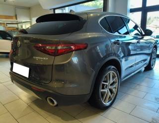 ALFA ROMEO Stelvio usata, con Alzacristalli elettrici