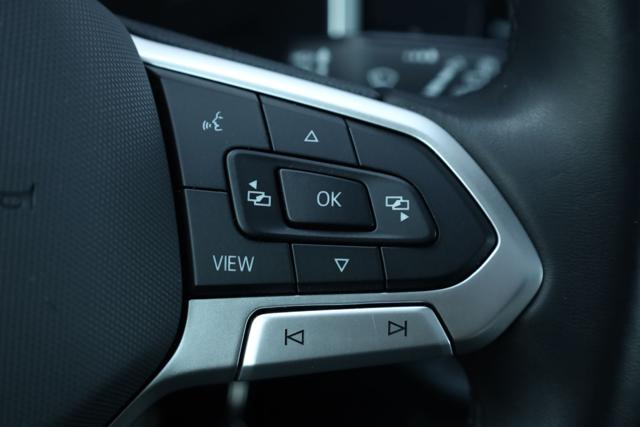 VOLKSWAGEN Taigo usata, con Frenata d