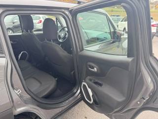 JEEP Renegade usata, con USB