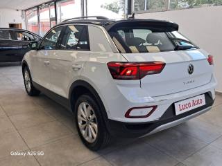 VOLKSWAGEN T-Roc usata, con Autoradio