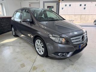MERCEDES-BENZ B 180 usata, con Airbag laterali
