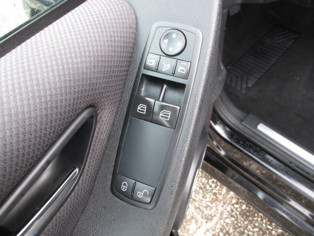 MERCEDES-BENZ B 180 usata, con Ruota di riserva