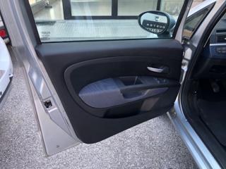 FIAT Grande Punto usata 12