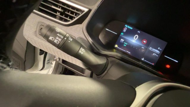 RENAULT Clio usata, con Cruise Control