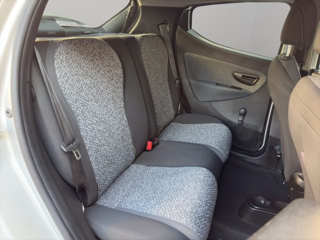 LANCIA Ypsilon usata, con Airbag testa