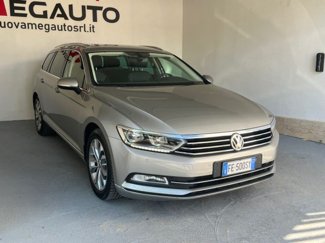 VOLKSWAGEN Passat Variant usata, con Airbag laterali