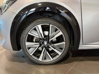 PEUGEOT 208 usata, con Cerchi in lega