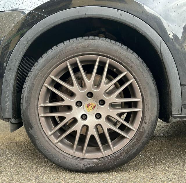 PORSCHE Cayenne usata, con Sensori di parcheggio posteriori