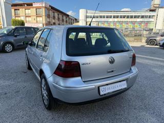 VOLKSWAGEN Golf usata, con Autoradio